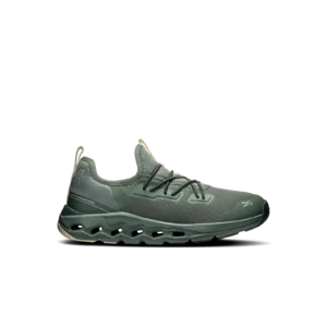 Olive Ghost